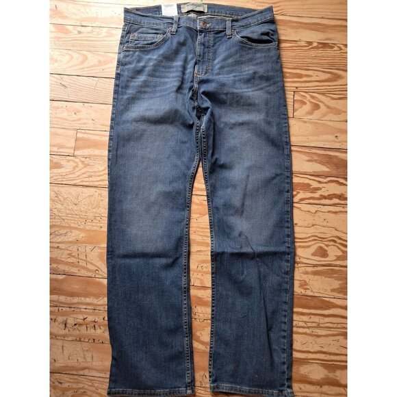 New Wrangler Authentics Denim Jeans Pants Men's 33 x 30 Dark Wash NWT - Picture 1 of 2
